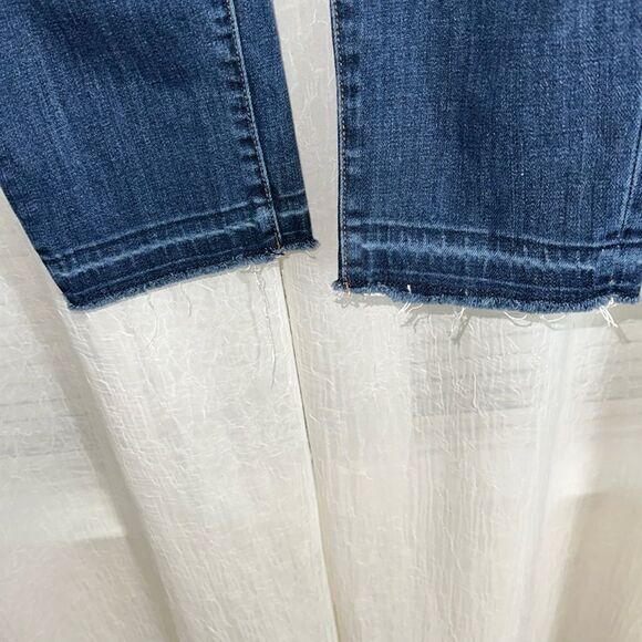 Talbots 6P Blue Flawless Five Pocket Crop Raw Fringe  Hem Denim Jeans - Picture 10 of 14